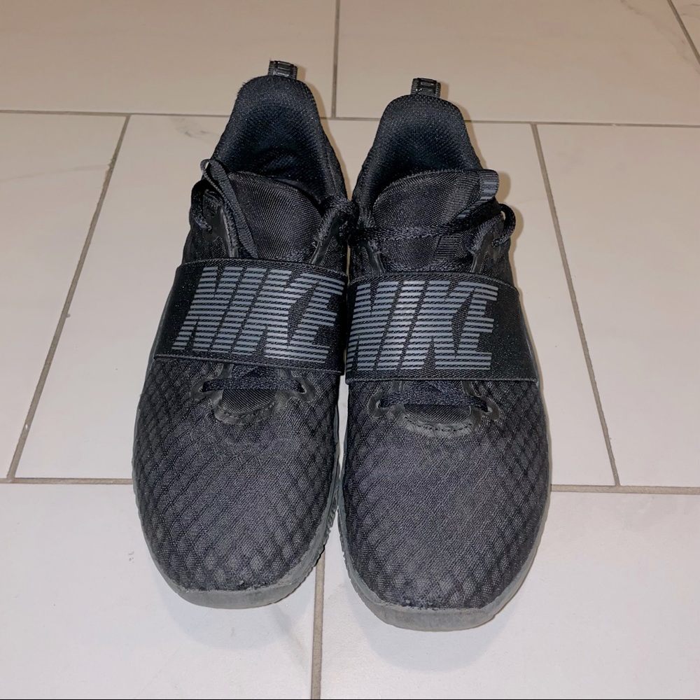 Women's Nike In-Season TR 9 Training Shoes size 8.5